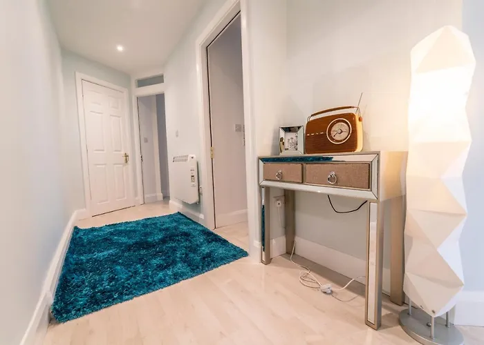 Luxurious Seaside 公寓 *